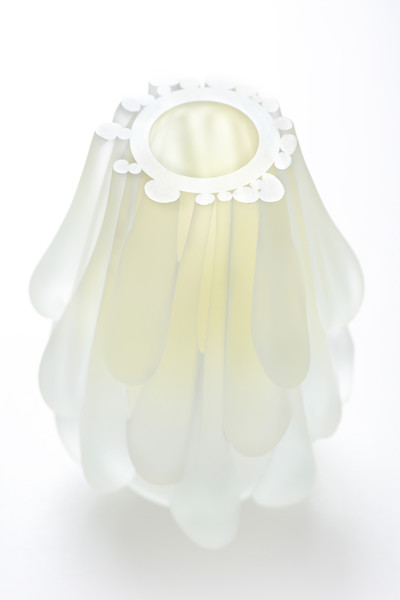 tall/yellow 13″H x 9.5″Dia (34x24cm)