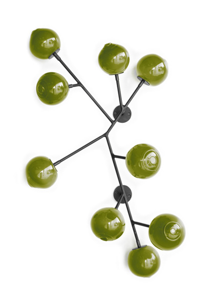 pea green 34″H x 24″W x 5″D (86x61x13cm)