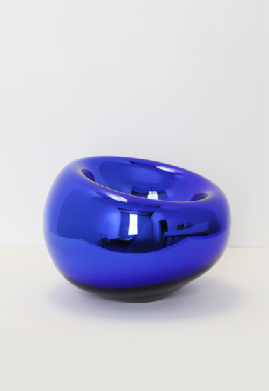 large/blue 12″H x 17″Dia (30x43cm)