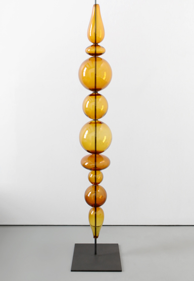 tall/amber 74″H x 14″ square base (189x36cm)