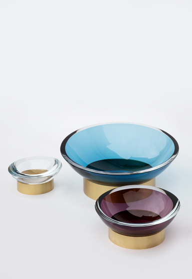 clockwise from left: small/clear 8″Dia x 4″H (20x10cm), large/steel blue 16″Dia x 6″H (42x16cm) and medium/plum 10″Dia x 5″H (25x12cm)